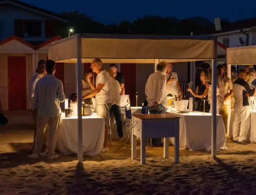 Vernaccia in Versilia.La Vernaccia di San Gimignano in festa a Forte dei Marmi